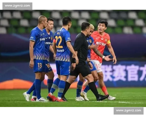 十三轮焦点战恒大与苏宁正面对决争冠格局迎来关键转折